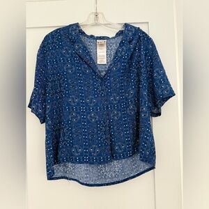 Isaac Morris Limited bandana inspired pattern button down crop top